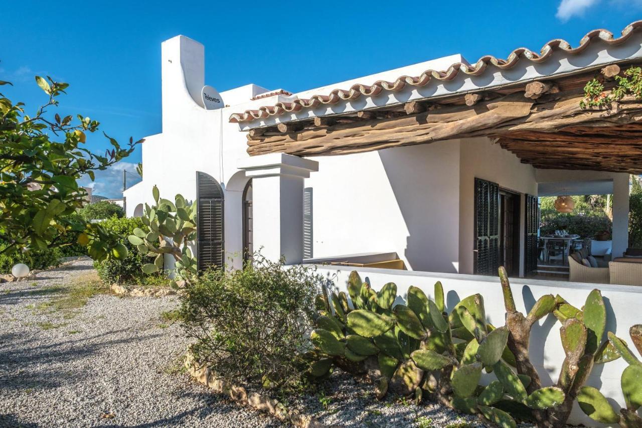 فيلا Casa Mamita Ibiza Sant Jordi de ses Salines المظهر الخارجي الصورة